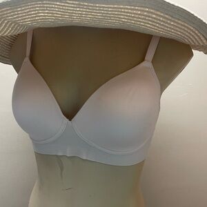 Light Pink Women's lightly padded wireless Bra